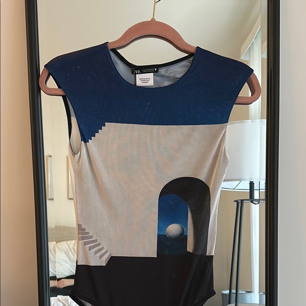 NWT Zara Abstract Graphic Bodysuit - Blue and Black